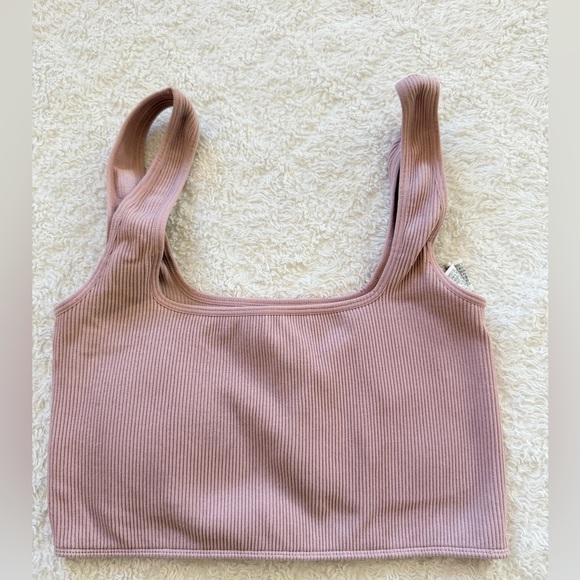 Forever 21 Tops - Forever 21 Ribbed Mauve Crop Top